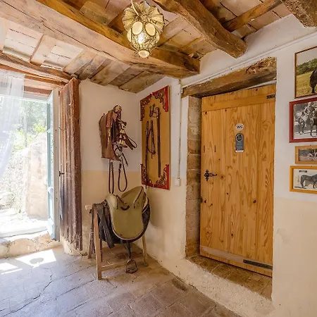 Mas D'en Giralt 1722, Exclusiva Masia Catalana En El Parc Natural Del Garraf, Ideal Familias, Grupos Y Celebraciones Intimas, Jardines Privados Y Barbacoa, A 10 Min De *